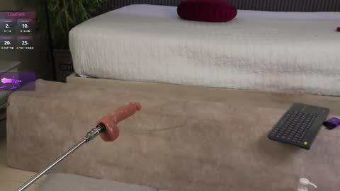 Snapshot of mia_lacy chatting on 2, 7, 2026 mia_lacy online show from 2, 7, 2026