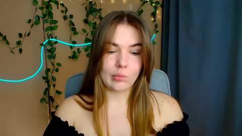 mia_lemm online show from 3, 3, 2026
