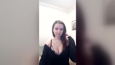 Snapshot of mia_muuur chatting on 2, 7, 2026 Mia online show from 2, 7, 2026
