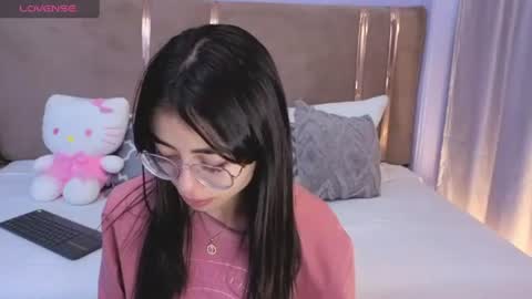 Snapshot of mia_naive chatting on 16, 6, 2026 Mia online show from 16, 6, 2026