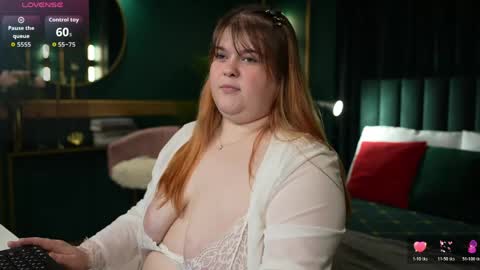 Sweet Mia online show from 24, 5, 2026