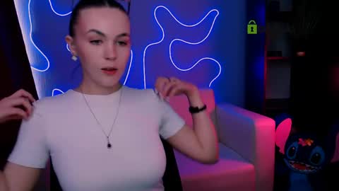 mia online show from 15, 4, 2026