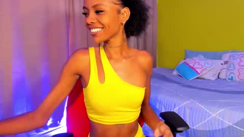 Snapshot of mia_rissi chatting on 22, 11, 2025 Mia online show from 22, 11, 2025