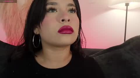 Snapshot of mia_roux1 chatting on 16, 6, 2026 Mia online show from 16, 6, 2026