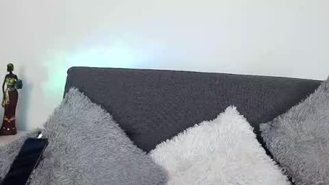 Snapshot of mia_roux13 chatting on 26, 9, 2025 Mia Roux online show from 26, 9, 2025