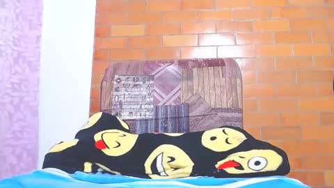 Cintia Rodriguez online show from 6, 12, 2024