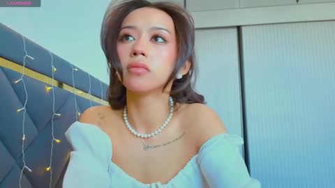 Mia online show from 6, 2, 2025