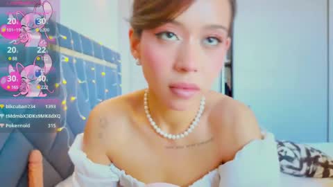 Mia online show from 10, 3, 2025