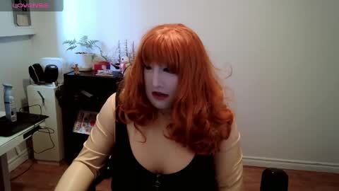 Mia the  Doll online show from 20, 5, 2026