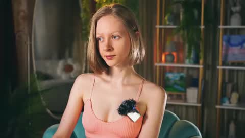 Snapshot of mia_vebes chatting on 15, 6, 2026 Mia online show from 15, 6, 2026