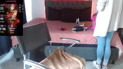 MIA  online show from 22, 10, 2025