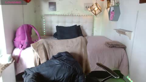 MIA  online show from 11, 4, 2026