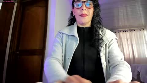 Snapshot of mia_velvet1 chatting on 20, 4, 2026 MIA online show from 20, 4, 2026