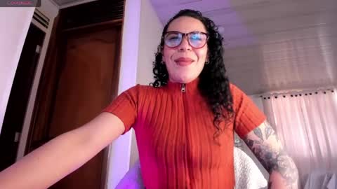 Snapshot of mia_velvet1 chatting on 6, 5, 2026 MIA online show from 6, 5, 2026
