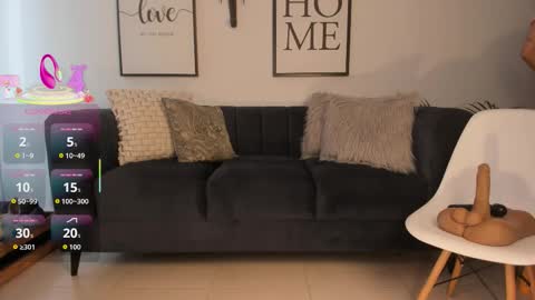 Mia online show from 9, 1, 2026