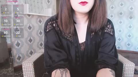 mia_wallase online show from 2, 3, 2025