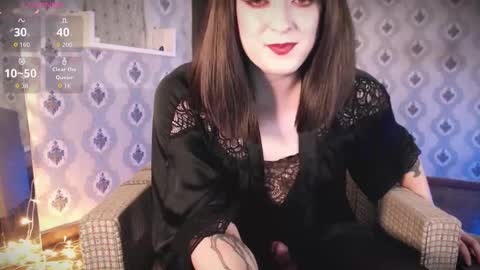 mia_wallase online show from 25, 9, 2025