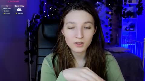 Snapshot of mia_weawer chatting on 7, 2, 2026 Mia online show from 7, 2, 2026