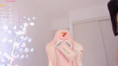 Snapshot of mia_yourmommy chatting on 16, 1, 2026 online show from 16, 1, 2026