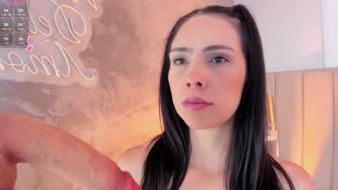 Mia online show from 22, 2, 2026