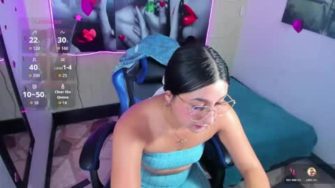 Snapshot of miaa_scott chatting on 30, 4, 2026 online show from 30, 4, 2026