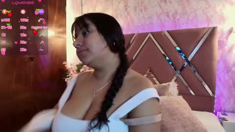 Snapshot of miaa_smiith1 chatting on 4, 2, 2025 miaa_smiith1 online show from 4, 2, 2025