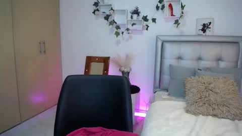 miaa_star_1x online show from 15, 11, 2025