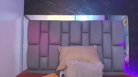 Mia online show from 28, 11, 2025