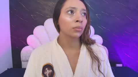 Mia online show from 5, 6, 2026