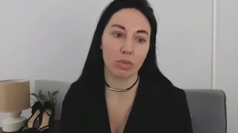 Mia online show from 20, 5, 2026
