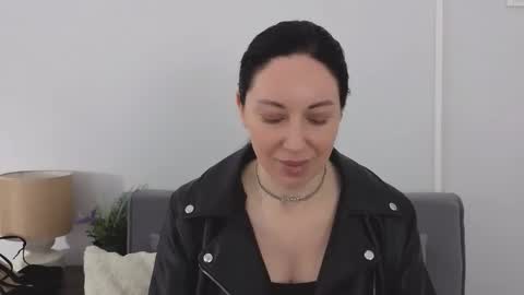 Mia online show from 23, 5, 2026