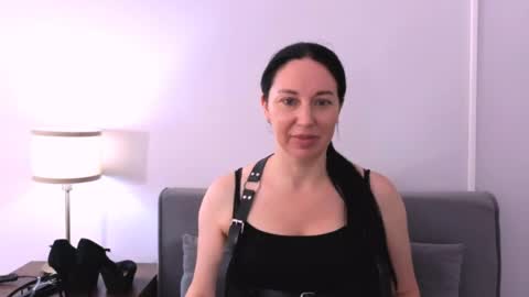 Snapshot of miaalluring chatting on 18, 7, 2026 Mia online show from 18, 7, 2026