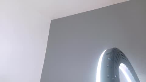 miaanderson__ online show from 8, 1, 2026