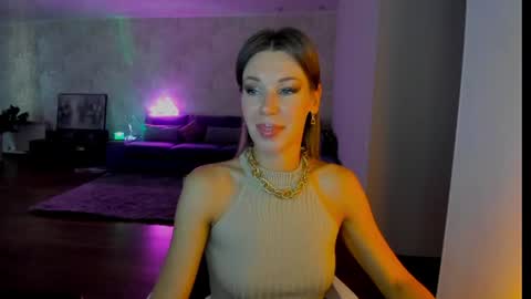 Snapshot of miababy14 chatting on 24, 6, 2026 Mia online show from 24, 6, 2026