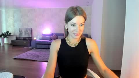 Snapshot of miababy14 chatting on 25, 6, 2026 Mia online show from 25, 6, 2026