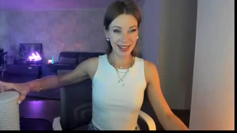 Snapshot of miababy14 chatting on 28, 7, 2026 Mia online show from 28, 7, 2026