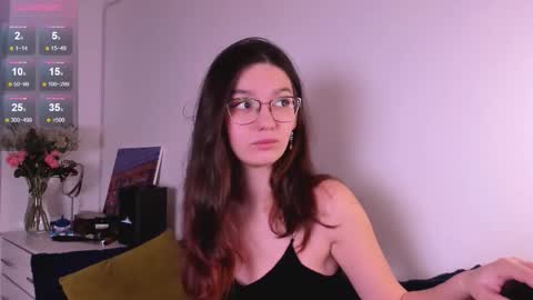 mia online show from 22, 12, 2025