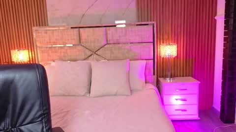 miablackrose online show from 3, 7, 2026