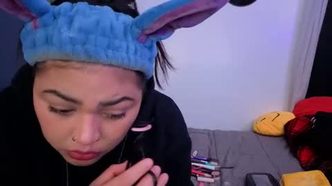 Mia online show from 2, 3, 2026