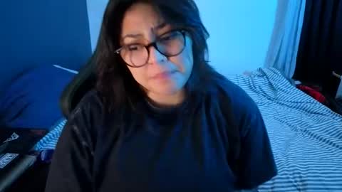 Snapshot of miacanela_xo chatting on 25, 4, 2026 Mia online show from 25, 4, 2026