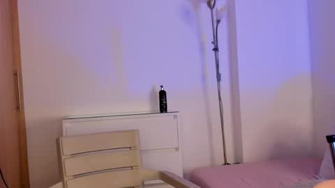 IG Yojanagomez  online show from 27, 5, 2026