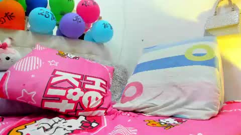Snapshot of miaevans0 chatting on 17, 6, 2026 evans online show from 17, 6, 2026