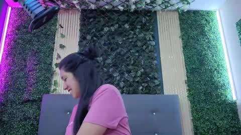 Mia Carter  Schedule 800 - 1430 gtm-5 online show from 25, 9, 2025