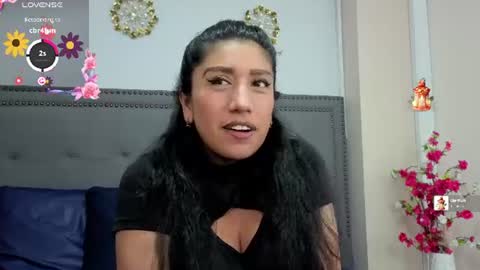 Snapshot of miafix chatting on 10, 7, 2026 Mia Carter Schedule 800 - 1430 gtm-5 online show from 10, 7, 2026