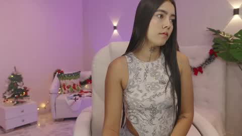 Snapshot of miagomez1 chatting on 1, 12, 2025 Mia Gomez online show from 1, 12, 2025