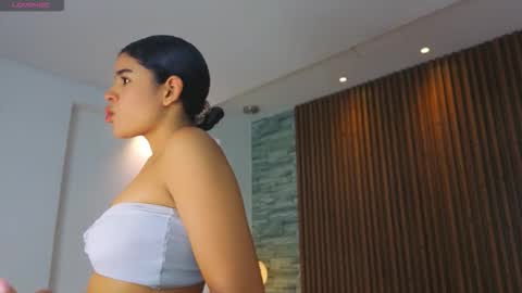 miagomezx online show from 22, 2, 2026