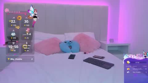 Snapshot of miah_skinny chatting on 19, 5, 2026 Mia online show from 19, 5, 2026