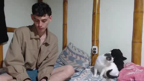 Mia  Sam online show from 23, 2, 2025