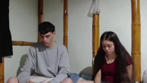 Mia  Sam online show from 4, 3, 2025