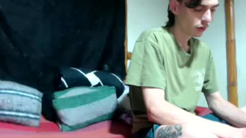 Snapshot of miahells chatting on 25, 4, 2026 Mia Sam online show from 25, 4, 2026